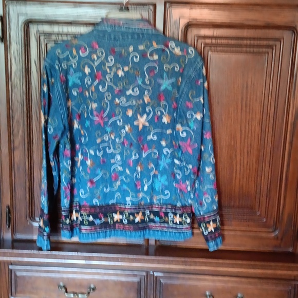 New Directions, light Jean Jacket, size M - Picture 4 of 4